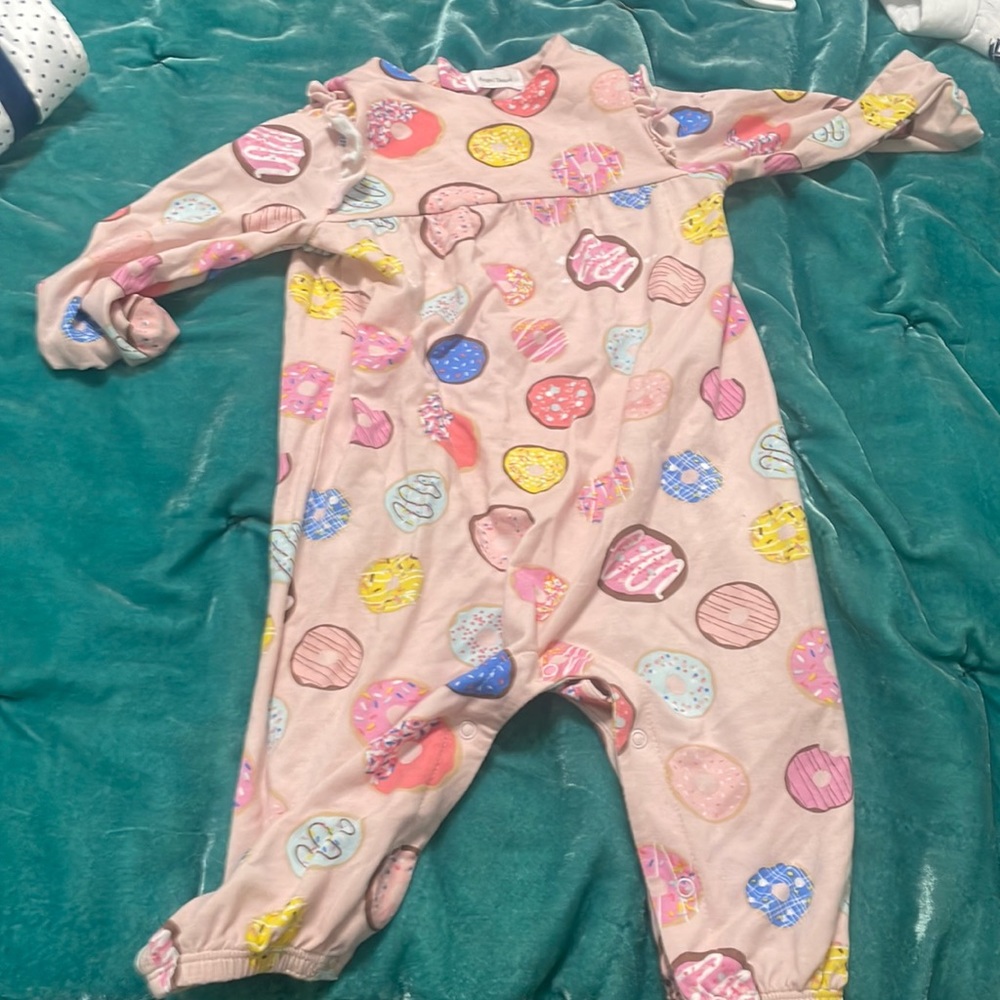 Donut romper